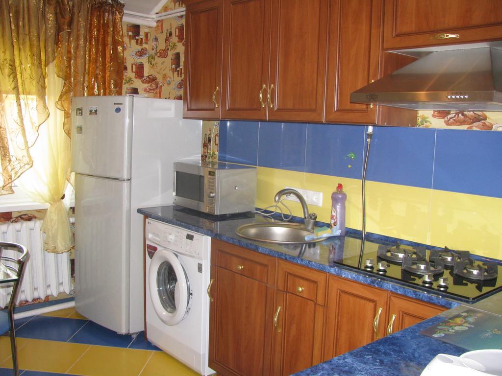 Cottages On Gdantsevskaya Street Kryvyi Rih Exterior photo